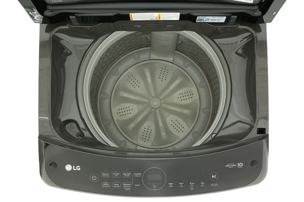 Bảng điều khiển được tích hợp Tiếng Anh và tiếng Việt dễ sử dụng