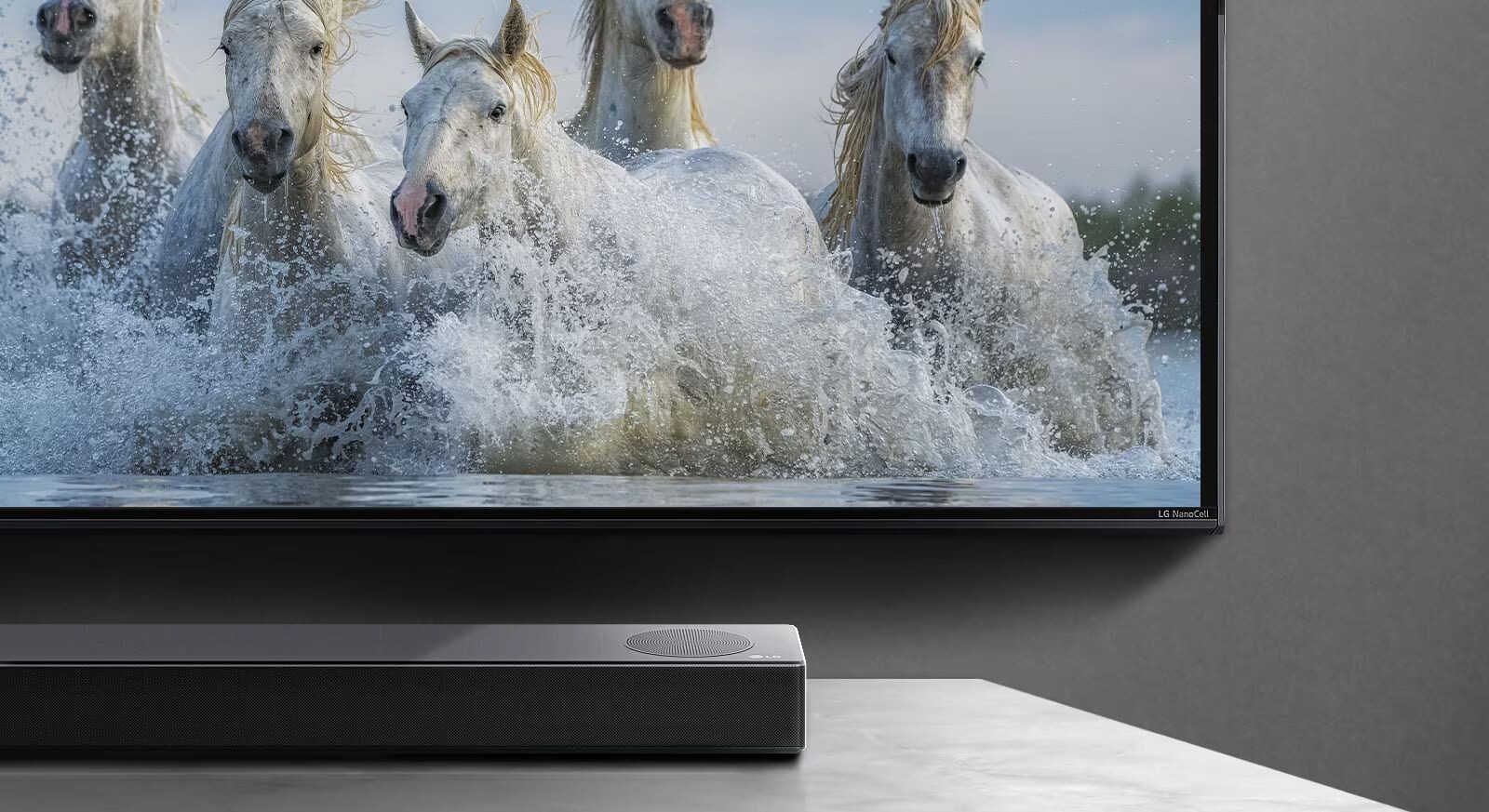 WOW Interface tính năng này đem đến đa dạng chế độ cài đặt, dễ dàng kết nối tivi với Sound Bar