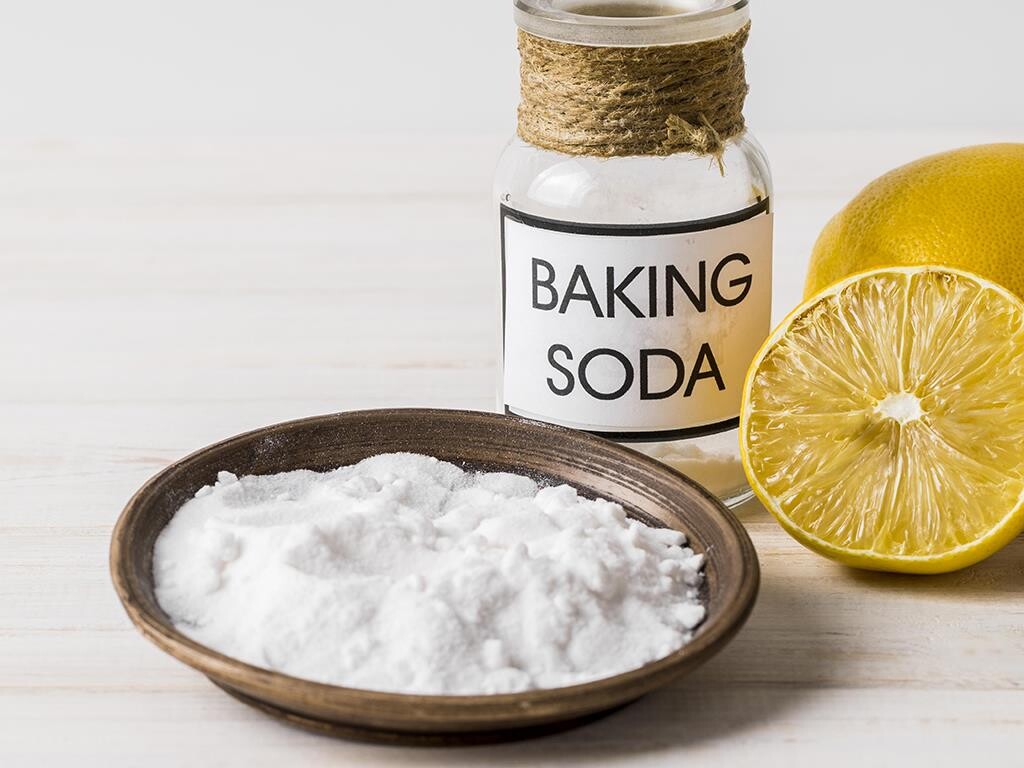 7. Sử dụng bột baking soda