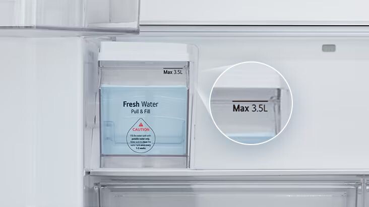 Bình chứa nước cỡ lớn, dễ dàng để sử dụng mà không cần làm đầy quá nhiều lần