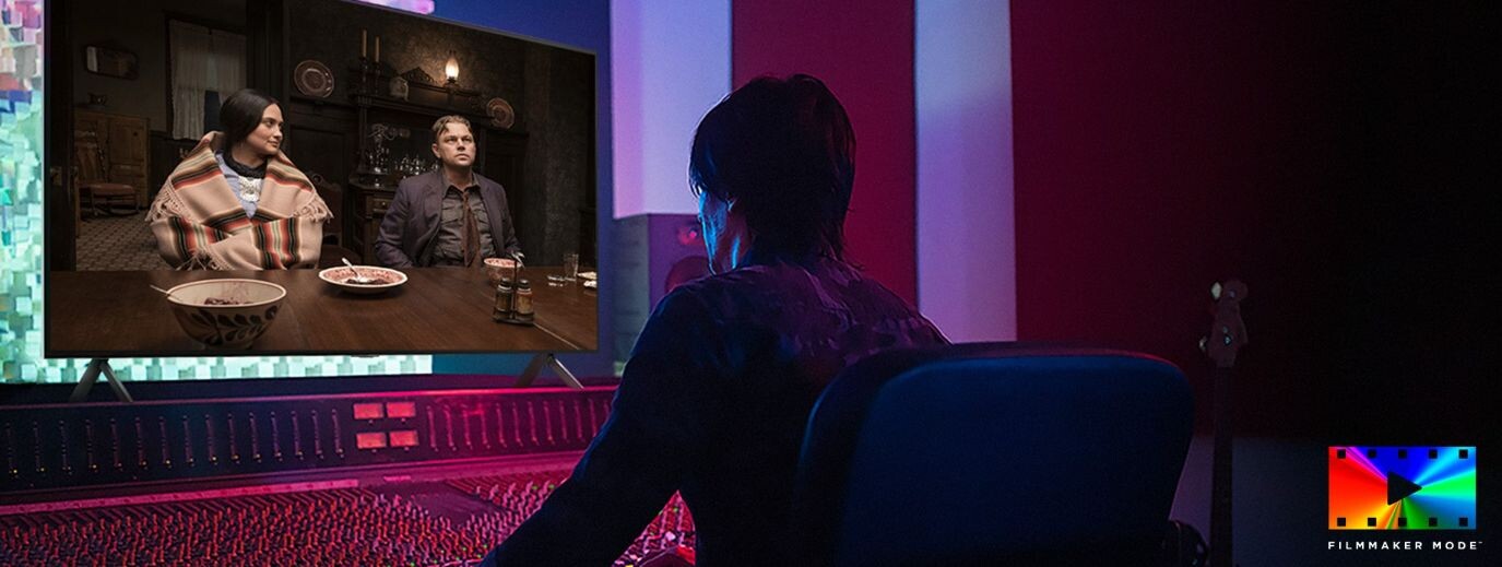 FILMMAKER MODE có Ambient Light Compensation đem đến trải nghiệm xem chuẩn điện ảnh