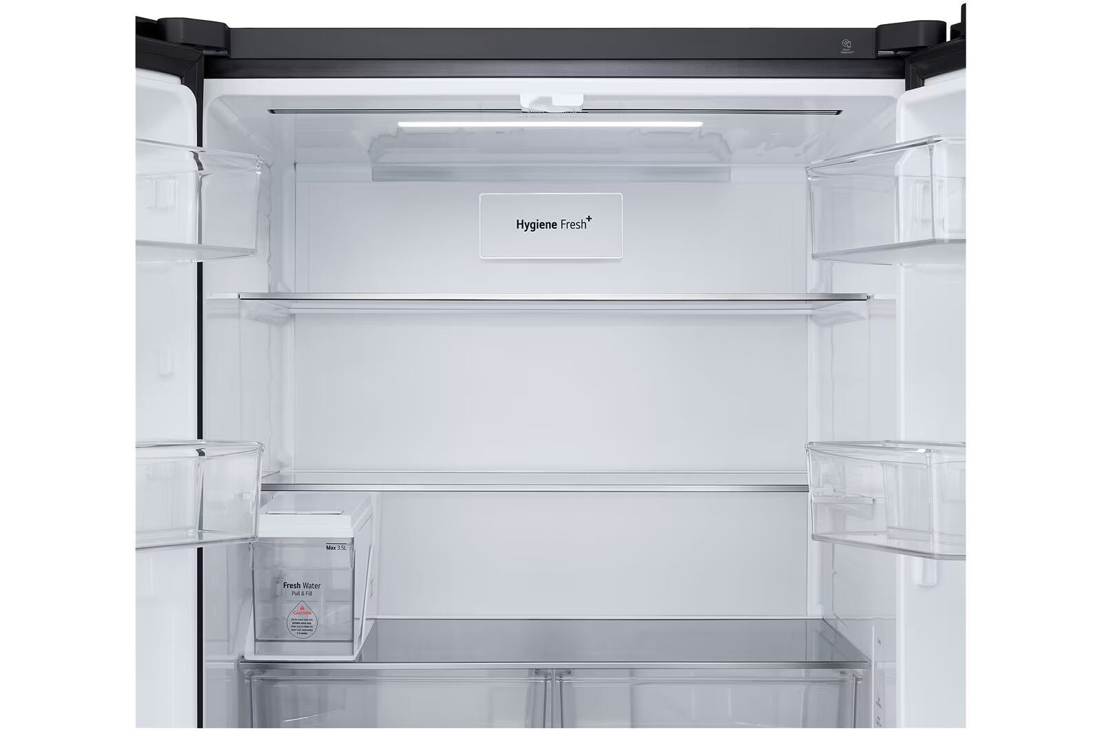 Đèn LED được đặt ở ngay phía trên dễ dàng sắp xếp và lấy thực phẩm 