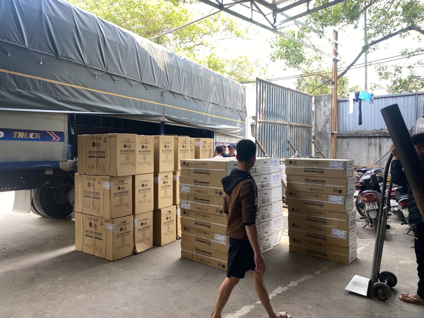 Địa chỉ mua điều hòa LG IDC24M2 chính hãng, giá rẻ trên thị trường