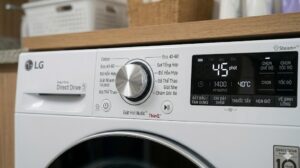 Bảng điều khiển máy giặt LG hiển thị các chế độ giặt Cotton Quick Wash Eco