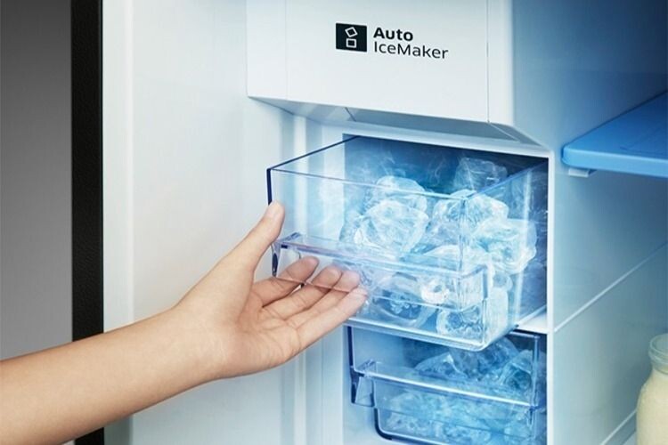 Làm đá tủ lạnh LG